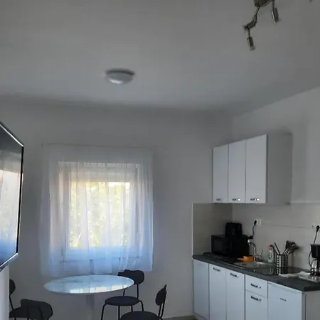 公寓 Two Bedroom *