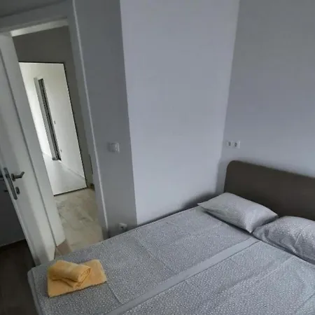 Two Bedroom 维尔
