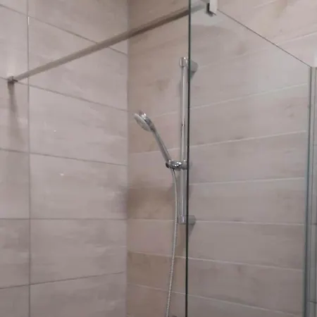 Two Bedroom 公寓